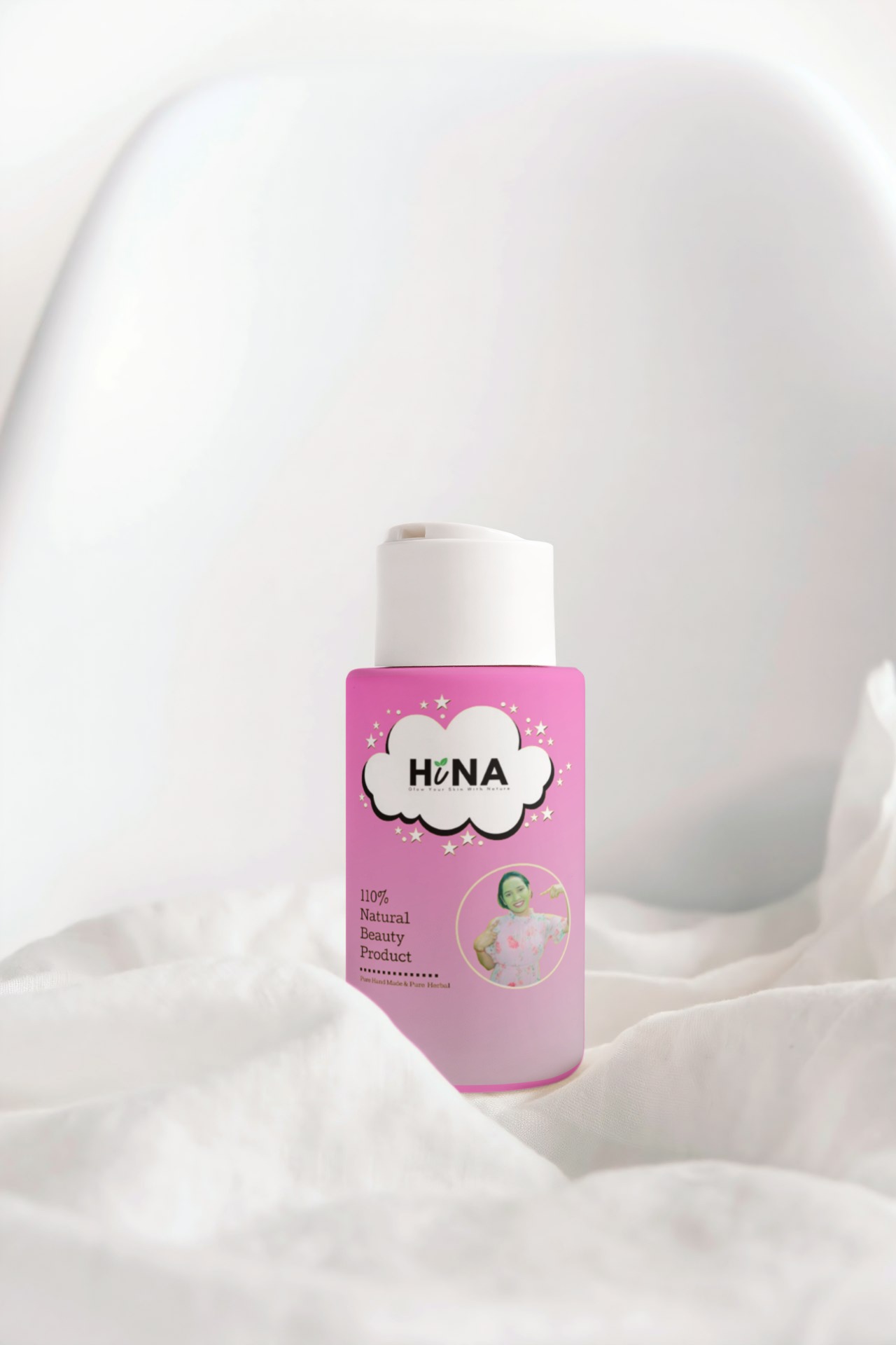 Person using a pen to cross a task off a productivity paper card.